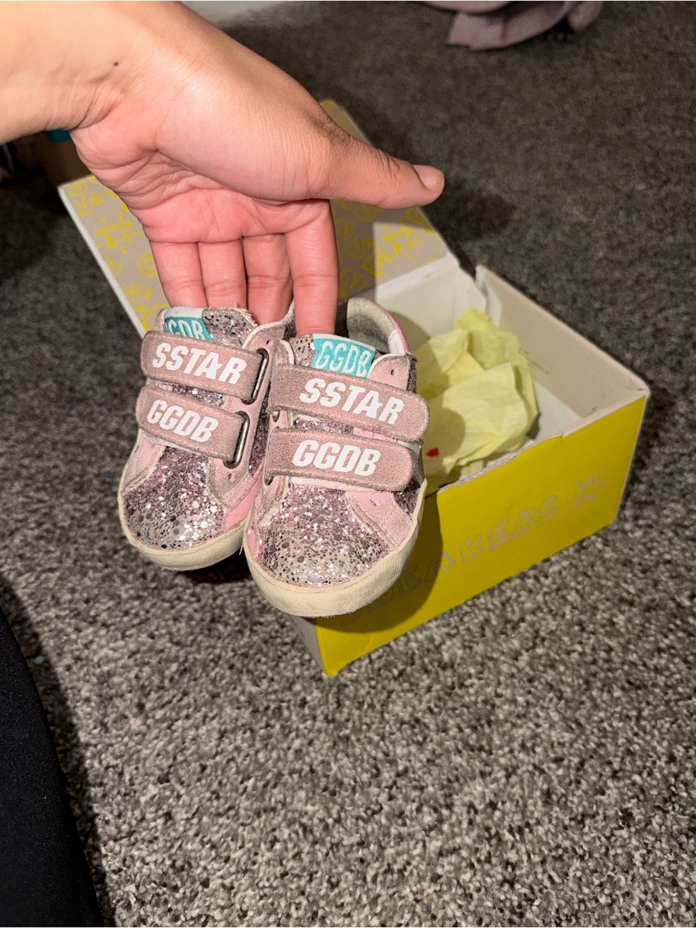 Golden Goose Kids Pink Glitter Velcro Superstar Sneakers - Picture 6 of 6